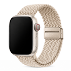Apple Watch Gevlochten Bandje Starlight, weergave bij een Apple Watch