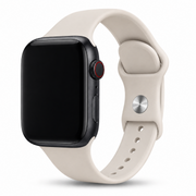 Apple Watch Siliconen Sportbandje Starlight, weergave bij een Apple Watch