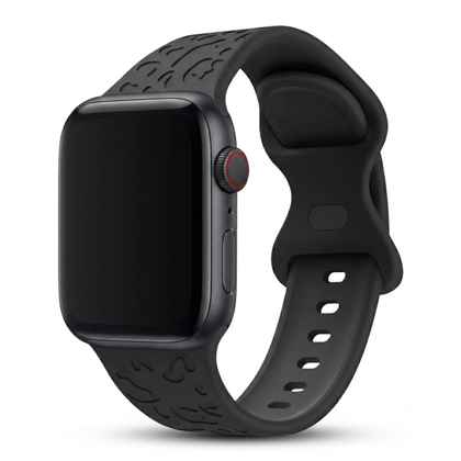 Apple Watch Panterprint Siliconen Bandje Zwart, weergave bij een Apple Watch