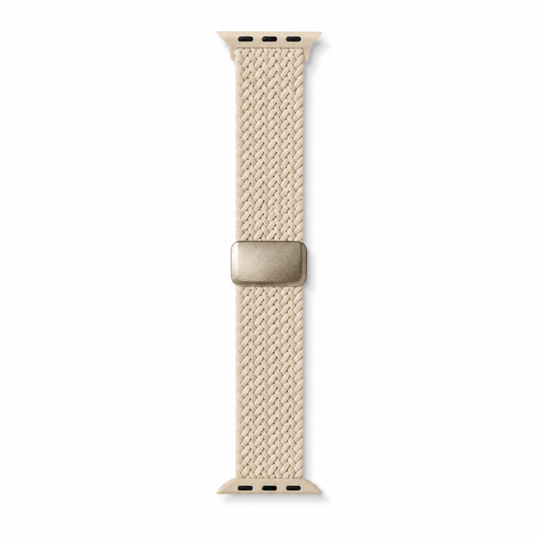 Apple Watch Gevlochten Bandje Starlight, volledig op een witte achtergrond